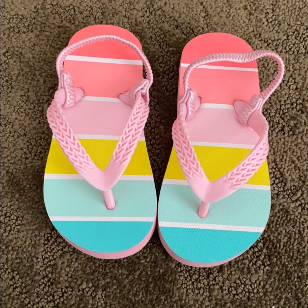 Rainbow 🌈 flip flops
